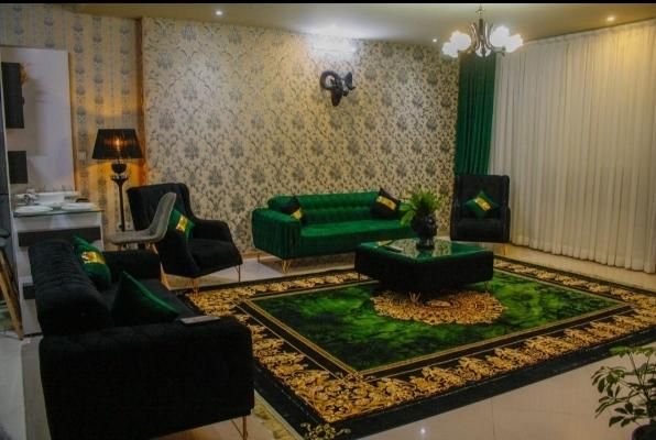 منزل مبله روزانه/تایمی/ساعتی تمیز پارکینگ|اجارهٔ کوتاه‌مدت آپارتمان و سوئیت|شیراز, پشم شیشه|دیوار