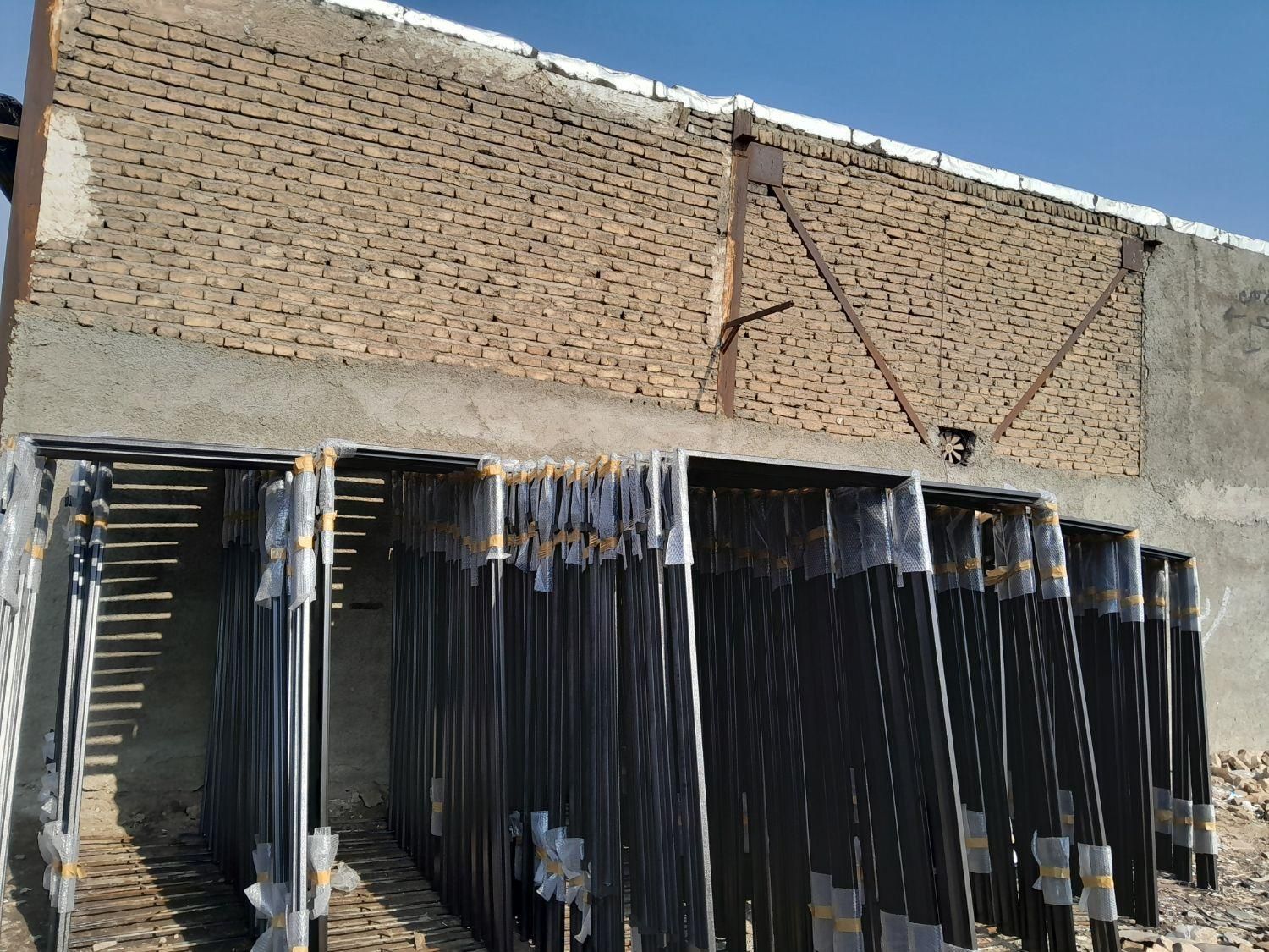 چهارچوب فرانسوی.نگین و.|مصالح و تجهیزات ساختمان|شهرکرد, |دیوار