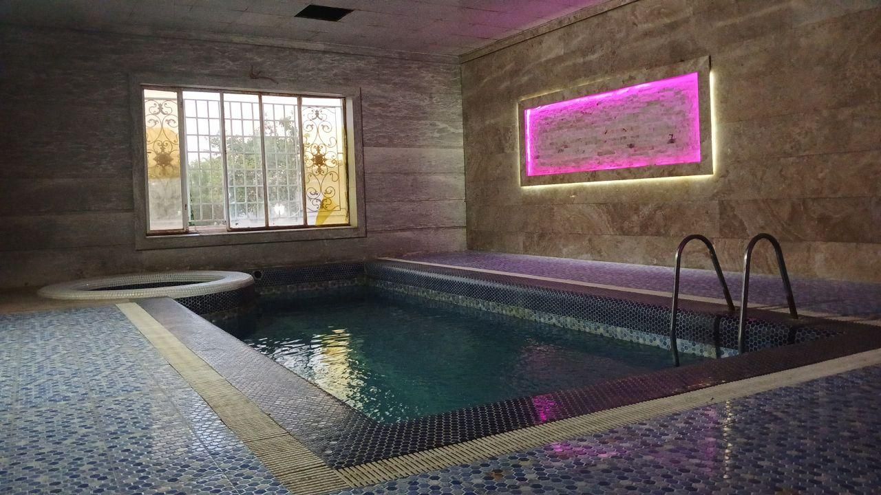 اجاره روزانه/هفتگی/ماهانه ویلا ۱۰۰۰ متری در فردوسی|اجارهٔ کوتاه‌مدت ویلا و باغ|مشهد, فردوسی|دیوار