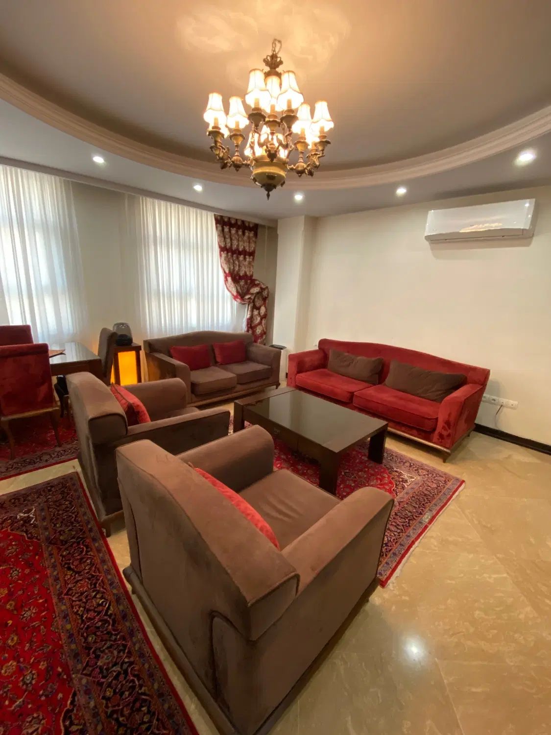 ست کامل دکوراسیون منزل|مبلمان خانگی و میز عسلی|تهران, هروی|دیوار