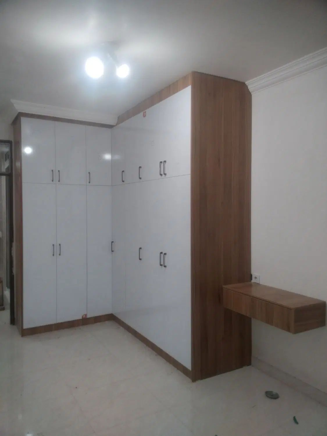 ساخت، نصب، تعمیرات و تغیرات و جابجایی کمد و کابینت|خدمات پیشه و مهارت|ایلام, |دیوار
