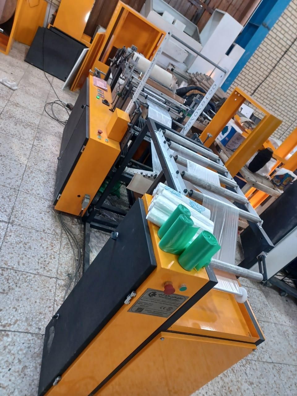 دستگاه دوخت و برش نایلون و پلاستیک نایلکس دسته دار|ماشین‌آلات صنعتی|تهران, ونک|دیوار