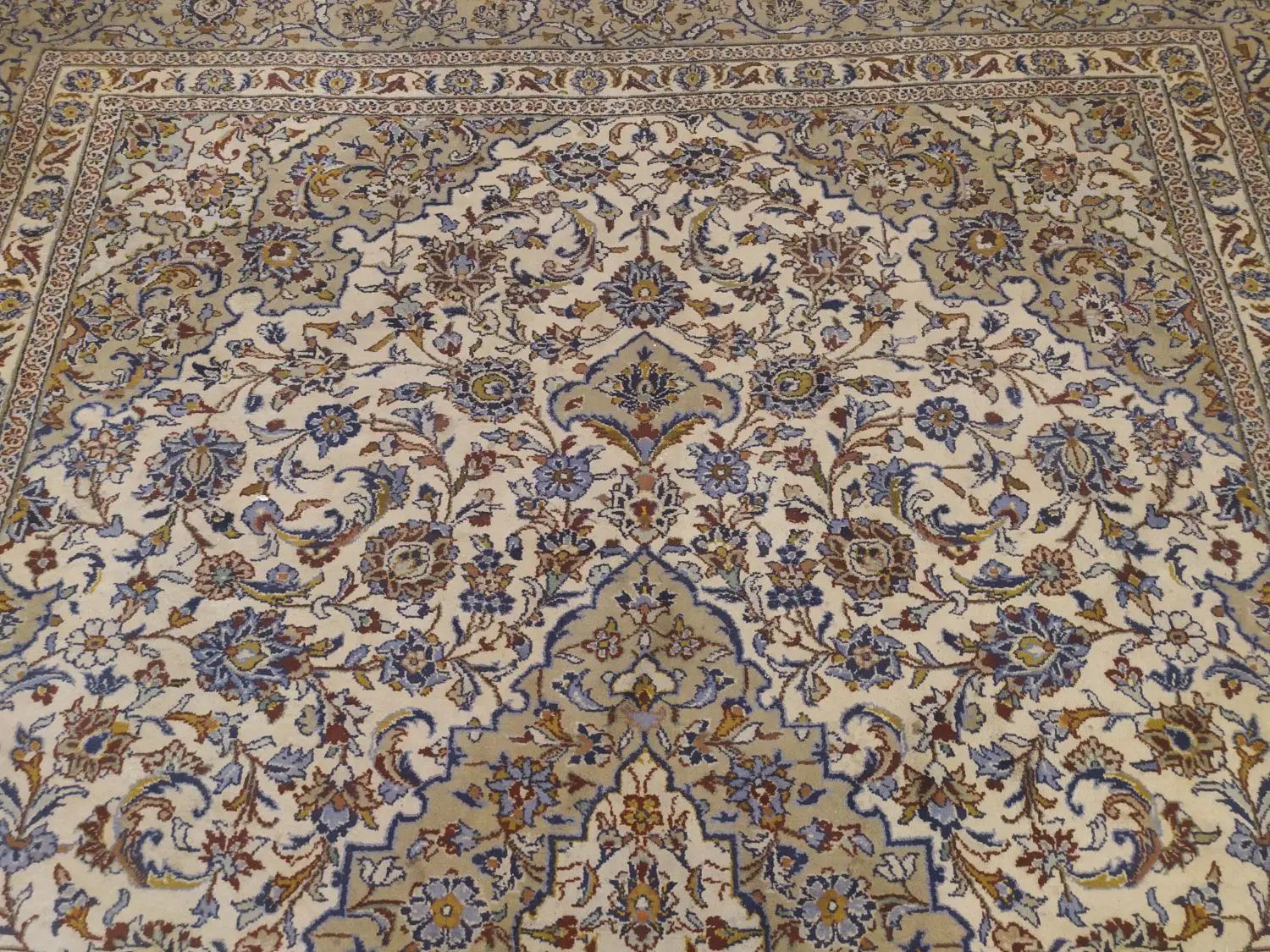 فرش دستباف اردکان ۱۲متری|فرش|اصفهان, هزارجریب|دیوار