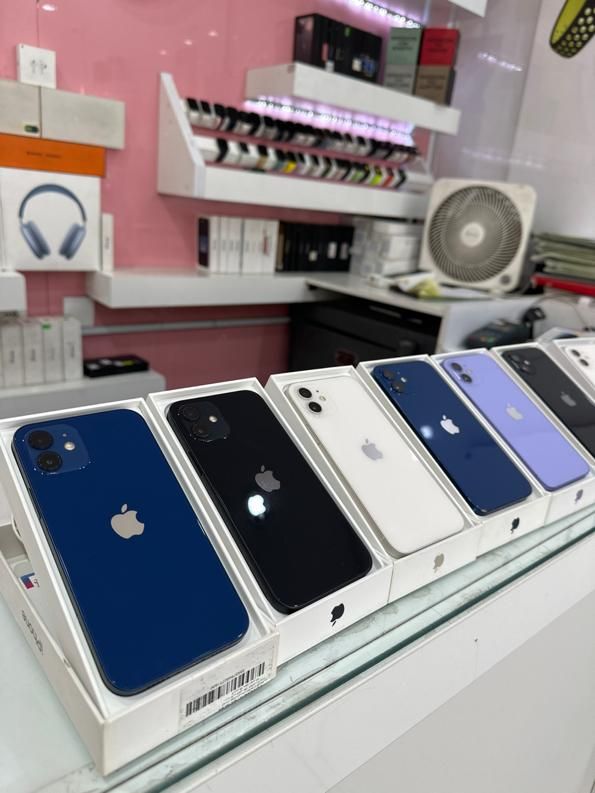 اپل iPhone 12 با حافظهٔ ۲۵۶ گیگابایت|موبایل|تهران, استاد معین|دیوار