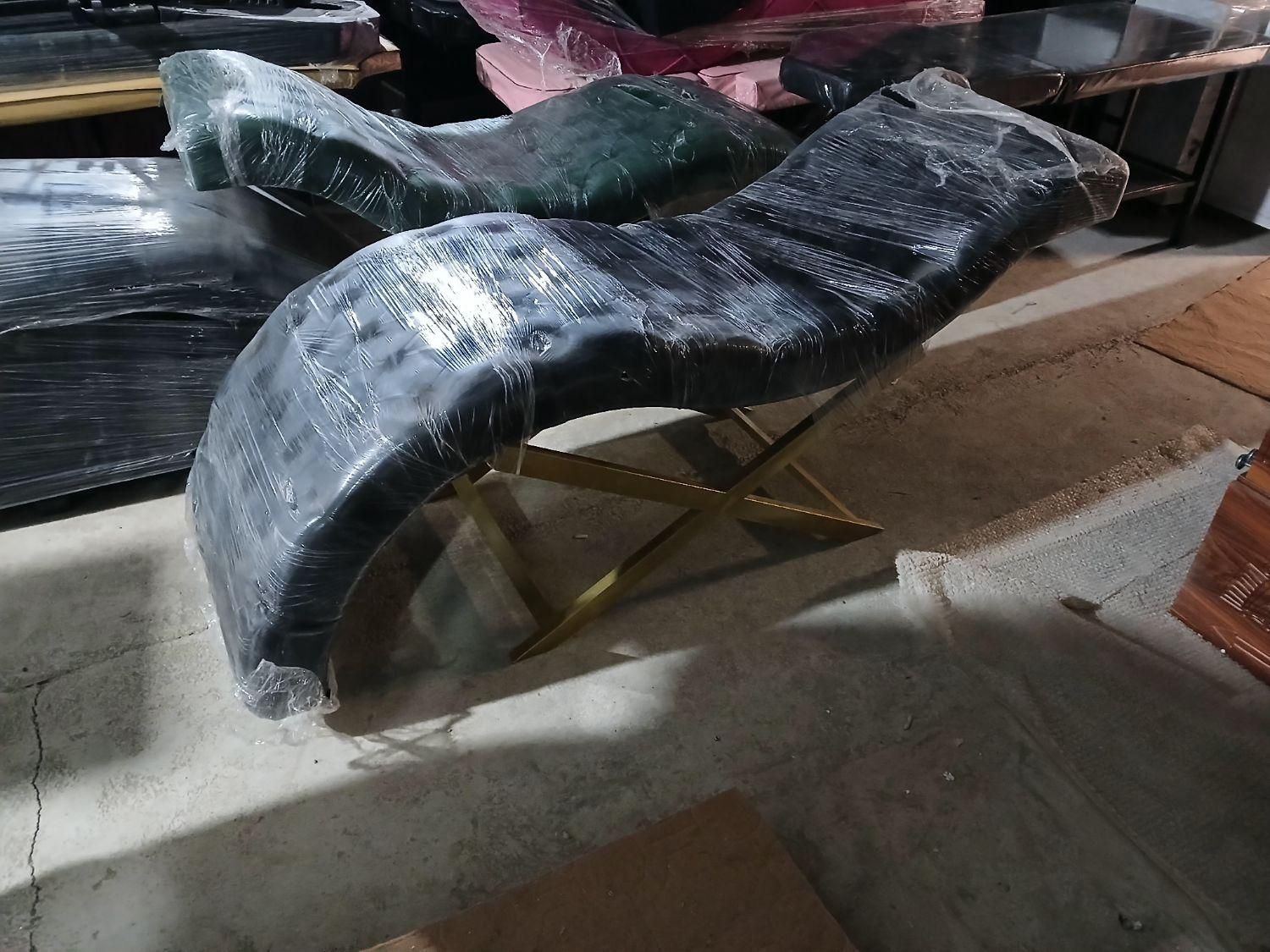 تخت مژه کار|آرایشگاه و سالن‌های زیبایی|سنندج, |دیوار