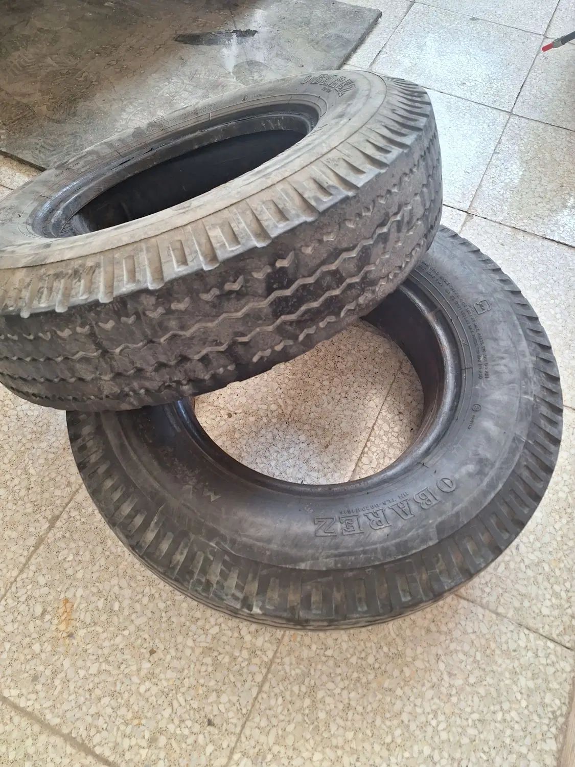 ی جفت لاستیک ۷۰۰ نیسان کارکرده ۳۰۰۰۰۰۰ ت|قطعات یدکی و لوازم جانبی|کاشان, قطب راوندی|دیوار