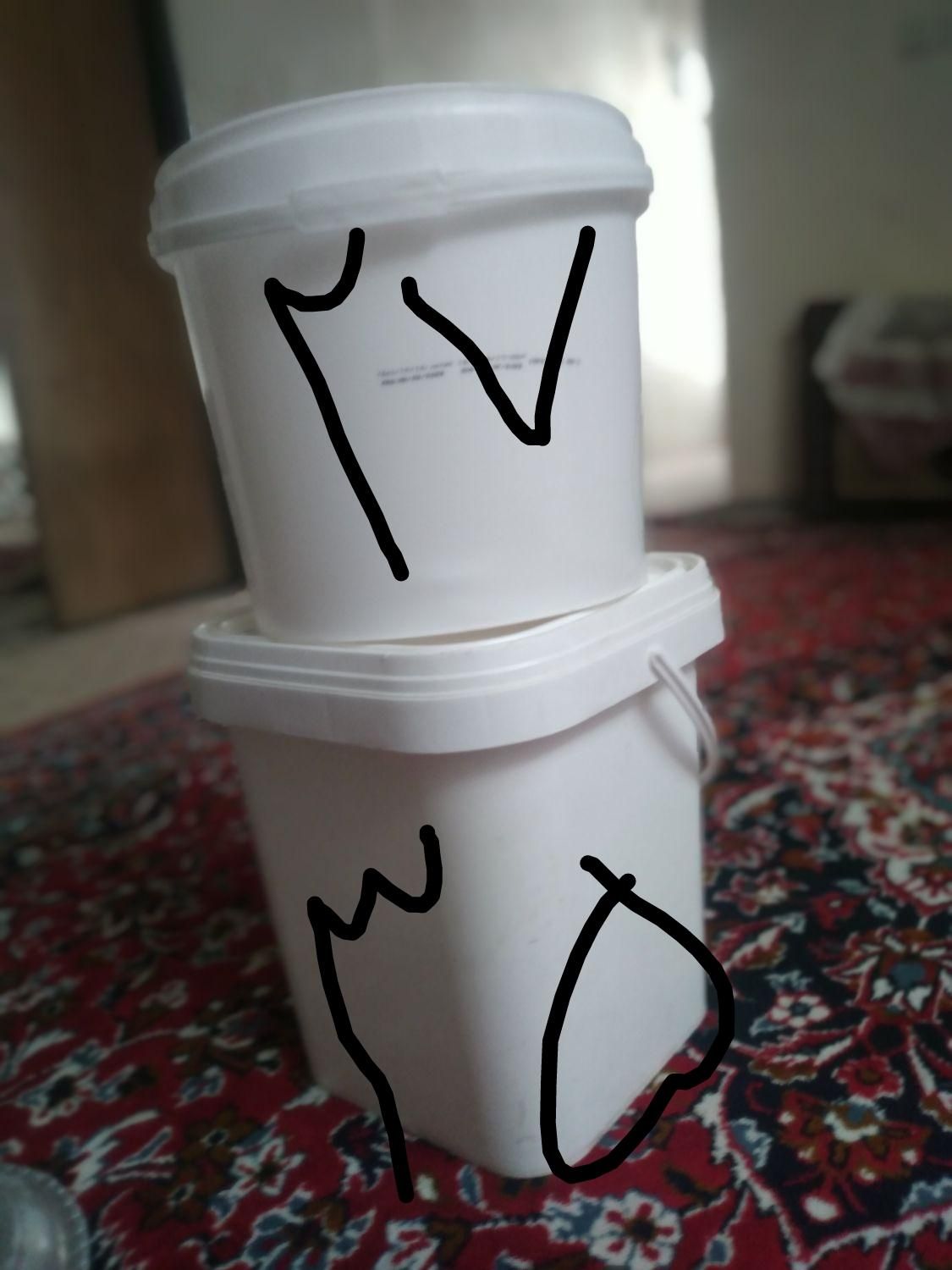 سطل کوچک وبزرگ درب دار|ظروف نگهدارنده، پلاستیکی، یک‌بارمصرف|ایذه, |دیوار