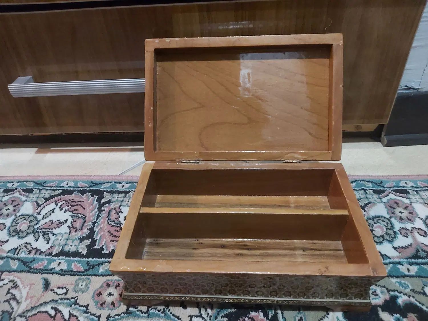 ست دو تکه خاتم کاری جعبه دستمال و جاکاردی کارکرده|صنایع دستی و سایر لوازم تزئینی|تهران, وردآورد|دیوار