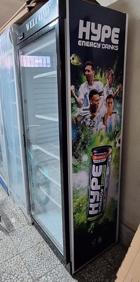 یخچال ویترینی تاج کوتاه|کافی‌شاپ و رستوران|رشت, شالکو|دیوار