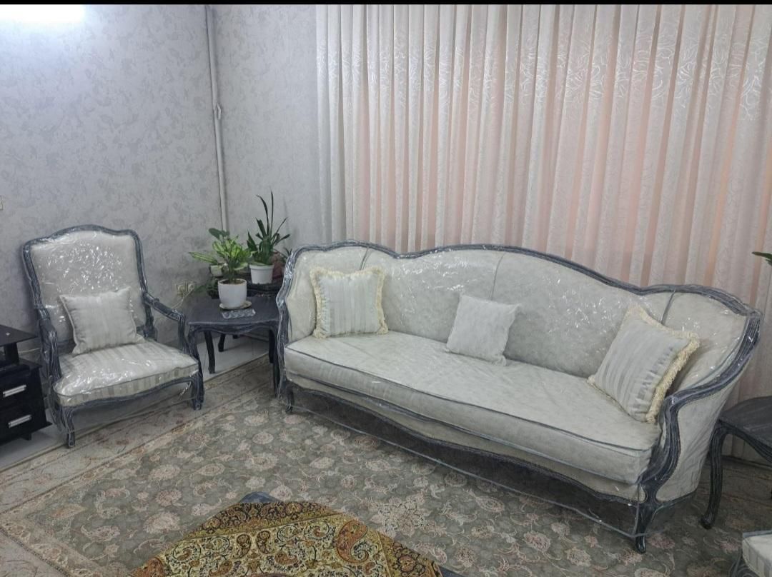 کاورمبل ژلاتینی پیراهن مبل پارچه ای کاور ژله ای|خدمات پیشه و مهارت|تهران, نعمت‌آباد|دیوار