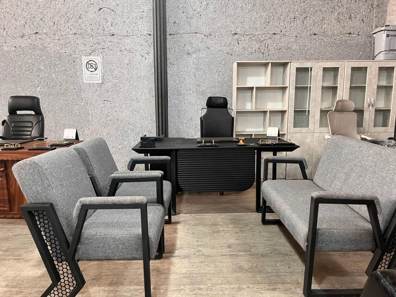 مبلمان اداری کرم قهوه ای پارچه ای چرم|دفتر کار|آران و بیدگل, |دیوار