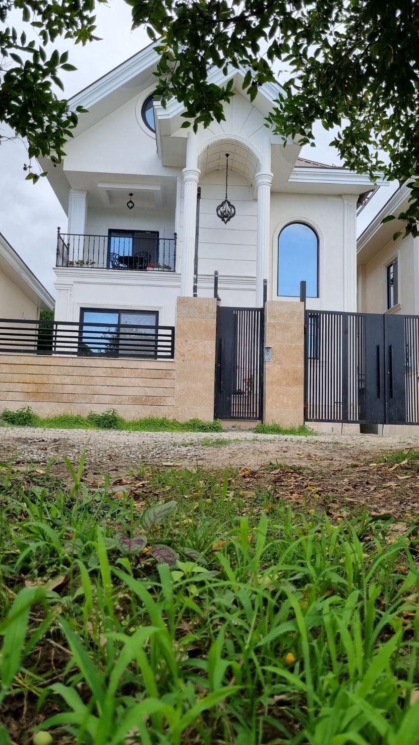 ویلا دوخوابه استخردار شهسان|اجارهٔ کوتاه‌مدت ویلا و باغ|تنکابن, |دیوار