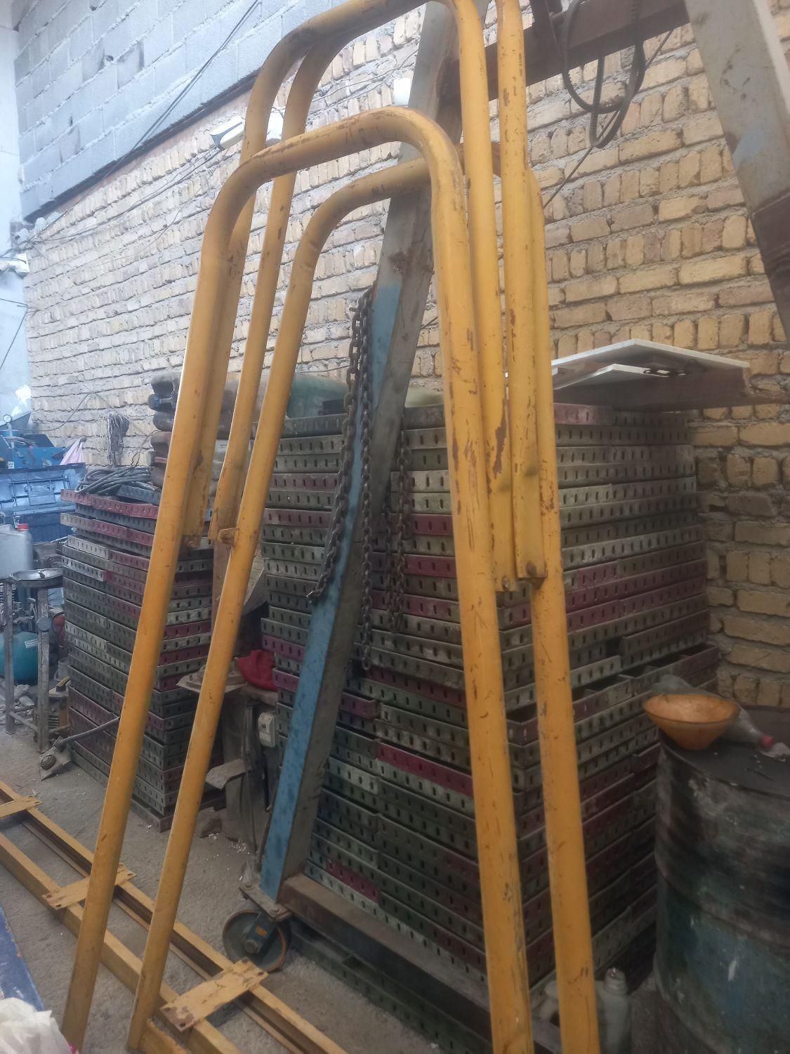 بالابر|مصالح و تجهیزات ساختمان|هشتگرد, ینگی امام|دیوار