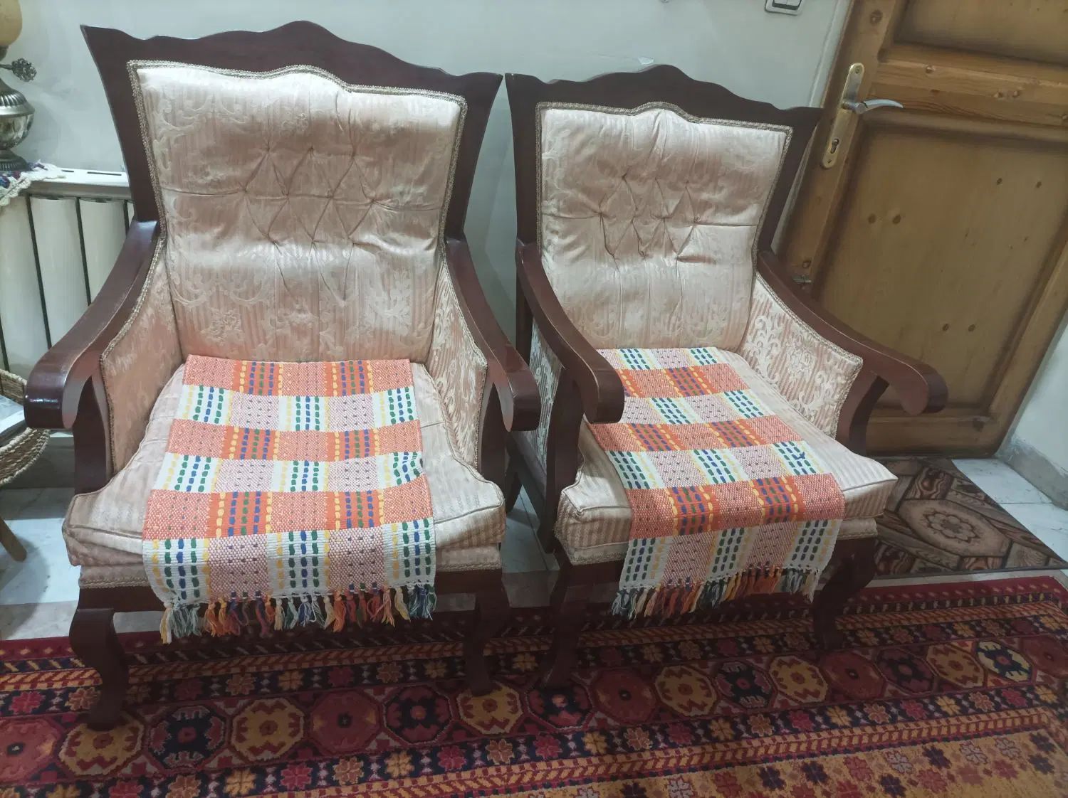 مبلمان|مبلمان خانگی و میز عسلی|تهران, آشتیانی|دیوار
