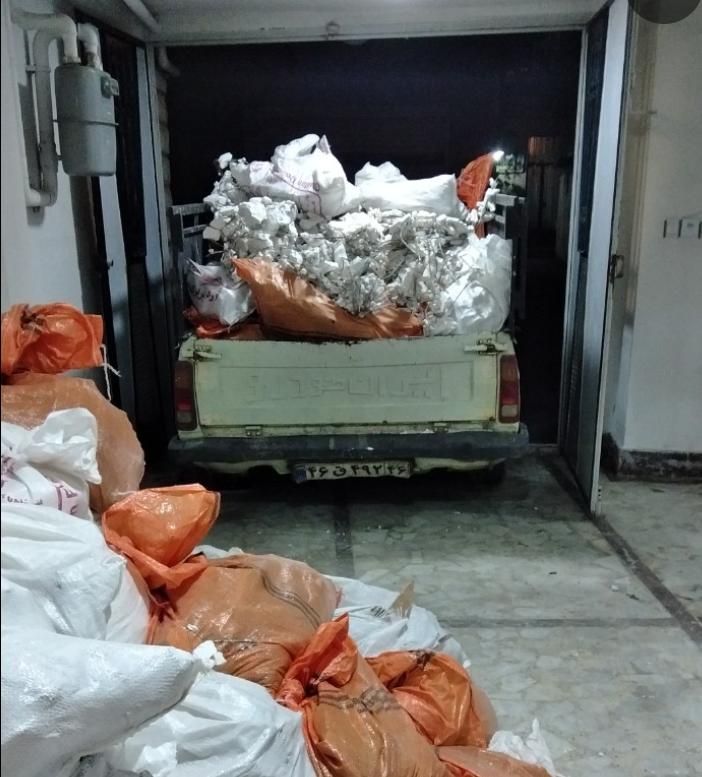 تخریب داخلی و بیرونی ساختمان|خدمات پیشه و مهارت|رشت, یخسازی|دیوار