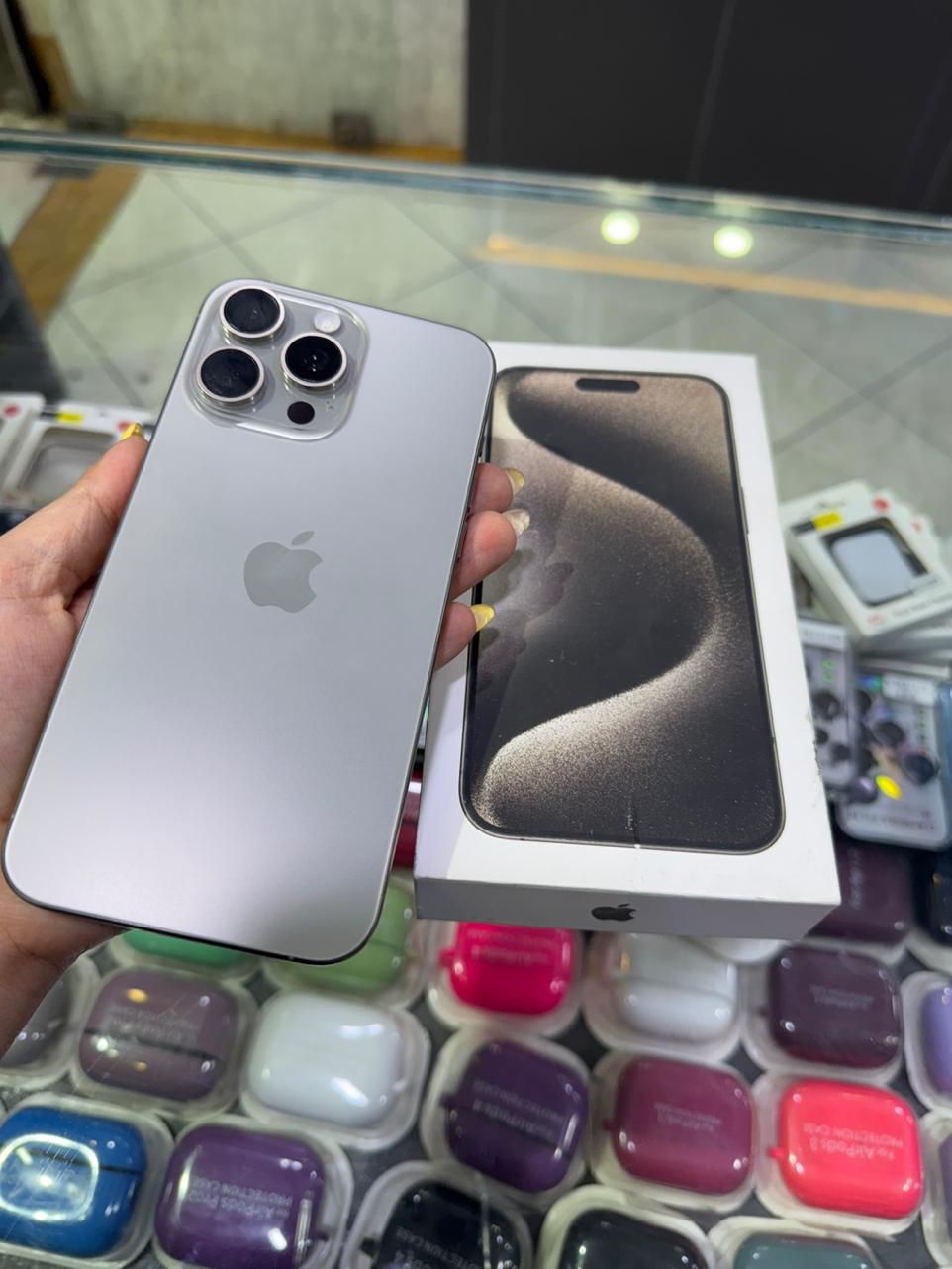 اپل iPhone 15 Pro Max با حافظهٔ ۲۵۶ گیگابایت|موبایل|کرج, شاهین‌ویلا|دیوار