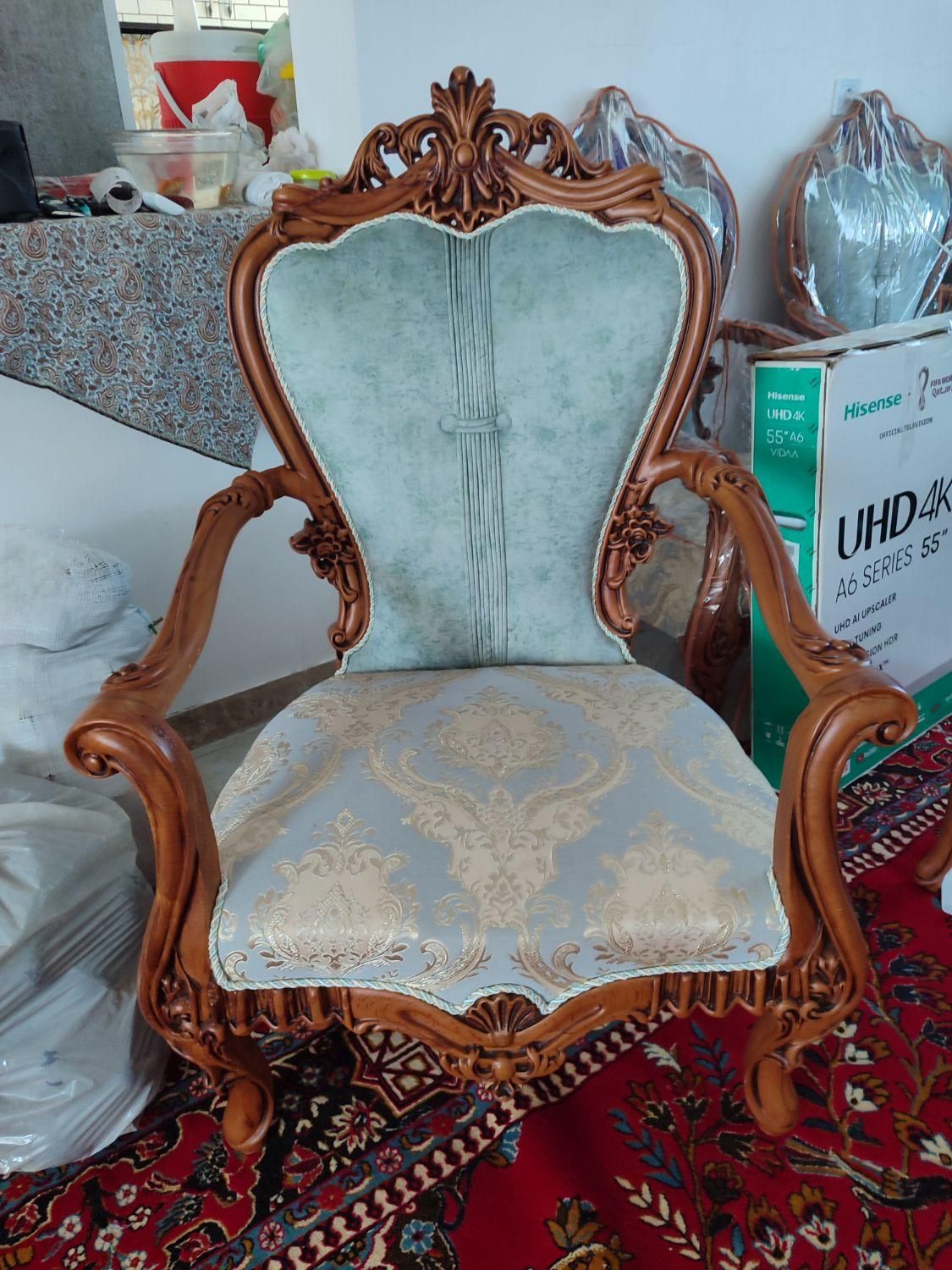 مبل سلطنتی درجه یک|مبلمان خانگی و میز عسلی|تهران, حصارک|دیوار