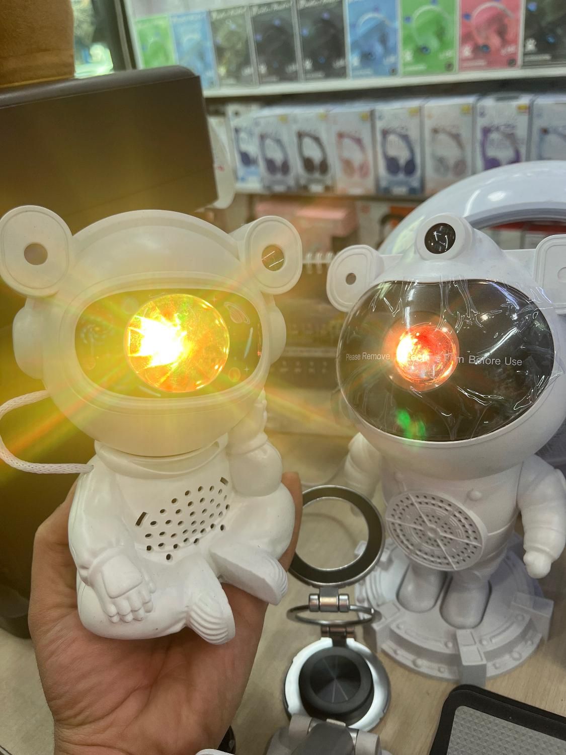 چراغ خواب کهکشانی اسپیکر داره/فضانورد/تک و عمده|چراغ خواب و آباژور|تهران, افسریه شمالی|دیوار