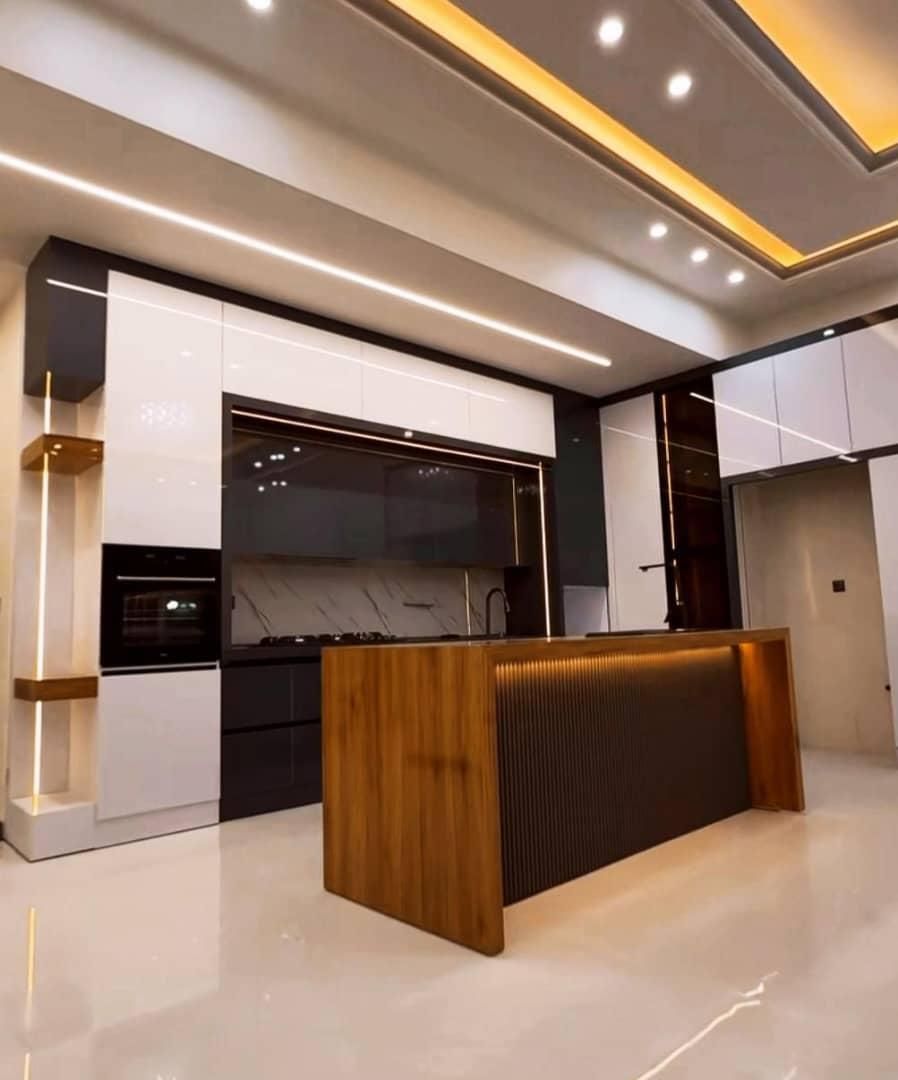 تعمیرات کابینت.تعویض ساخت کمدونصب دربهای چوبی|خدمات پیشه و مهارت|زاهدان, |دیوار
