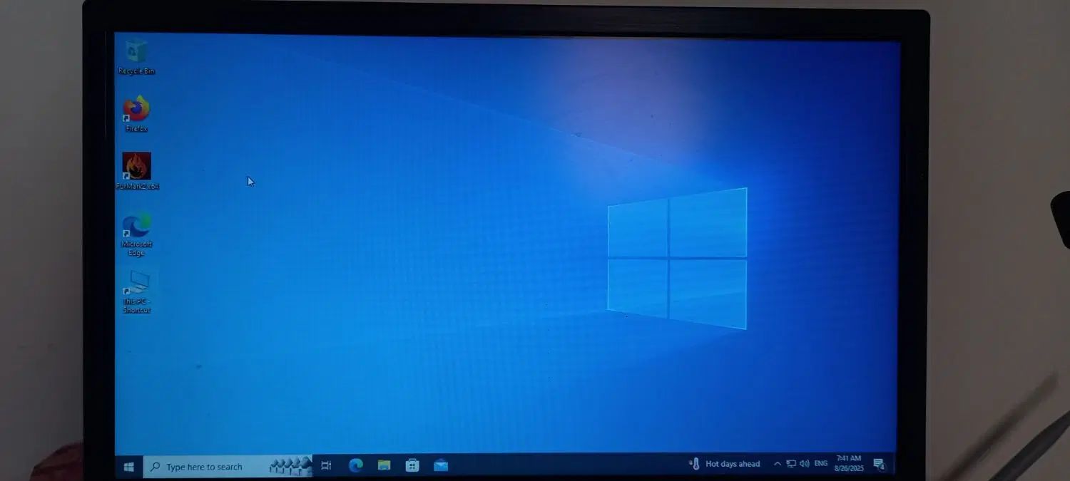 مانیتور  lcd  lG|قطعات و لوازم جانبی رایانه|رشت, پل تالشان|دیوار