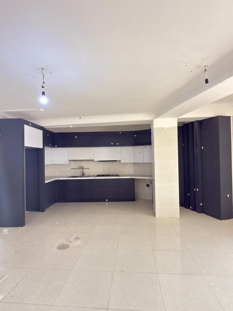 فروش آپارتمان ۱۳۵ متری ۳ خوابه|فروش آپارتمان|بندرعباس, |دیوار