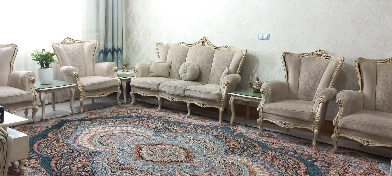 مبل ۹ نفره استیل +جلومبلی+دو عسلی+ میز ناهار خوری|مبلمان خانگی و میز عسلی|قدس, شهر‌قدس|دیوار