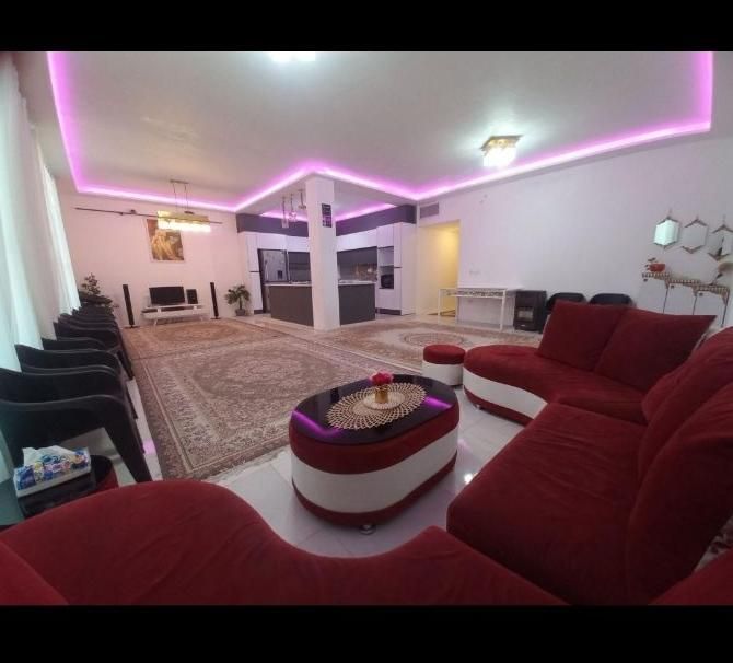 اجاره باغ|اجارهٔ کوتاه‌مدت ویلا و باغ|شیراز, میانرود|دیوار
