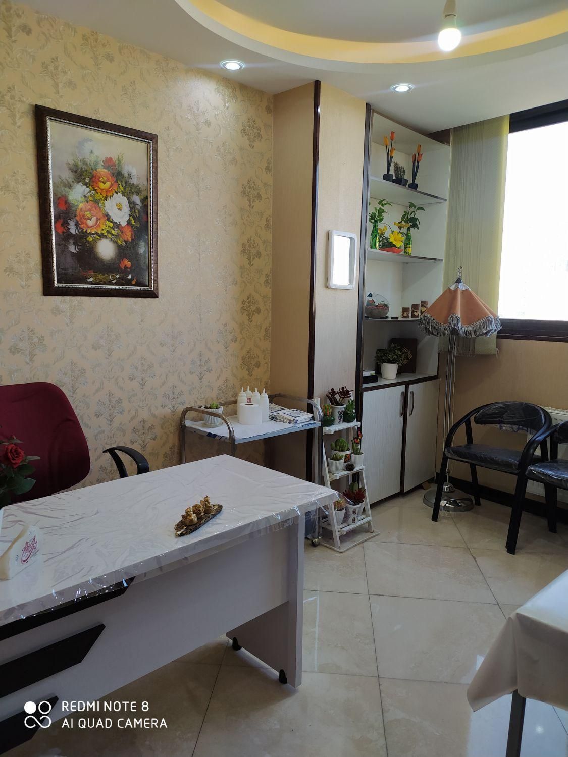 جشنواره لابیاپلاستی لیزری ، آی یو دی ، پاپ اسمیر|خدمات آرایشگری و زیبایی|اصفهان, برازنده|دیوار