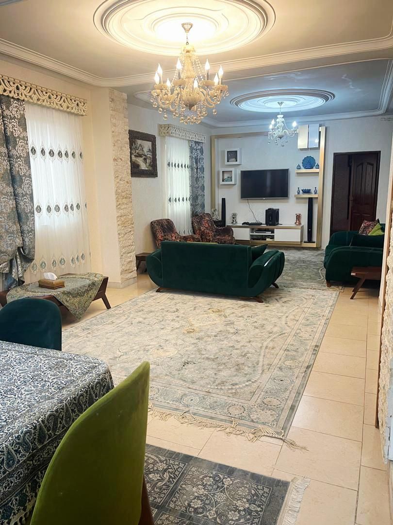 فروش آپارتمان تک واحدی/با پارکینگ/فوری فروشی/دانش|فروش آپارتمان|لاهیجان, کوی آزادگان|دیوار