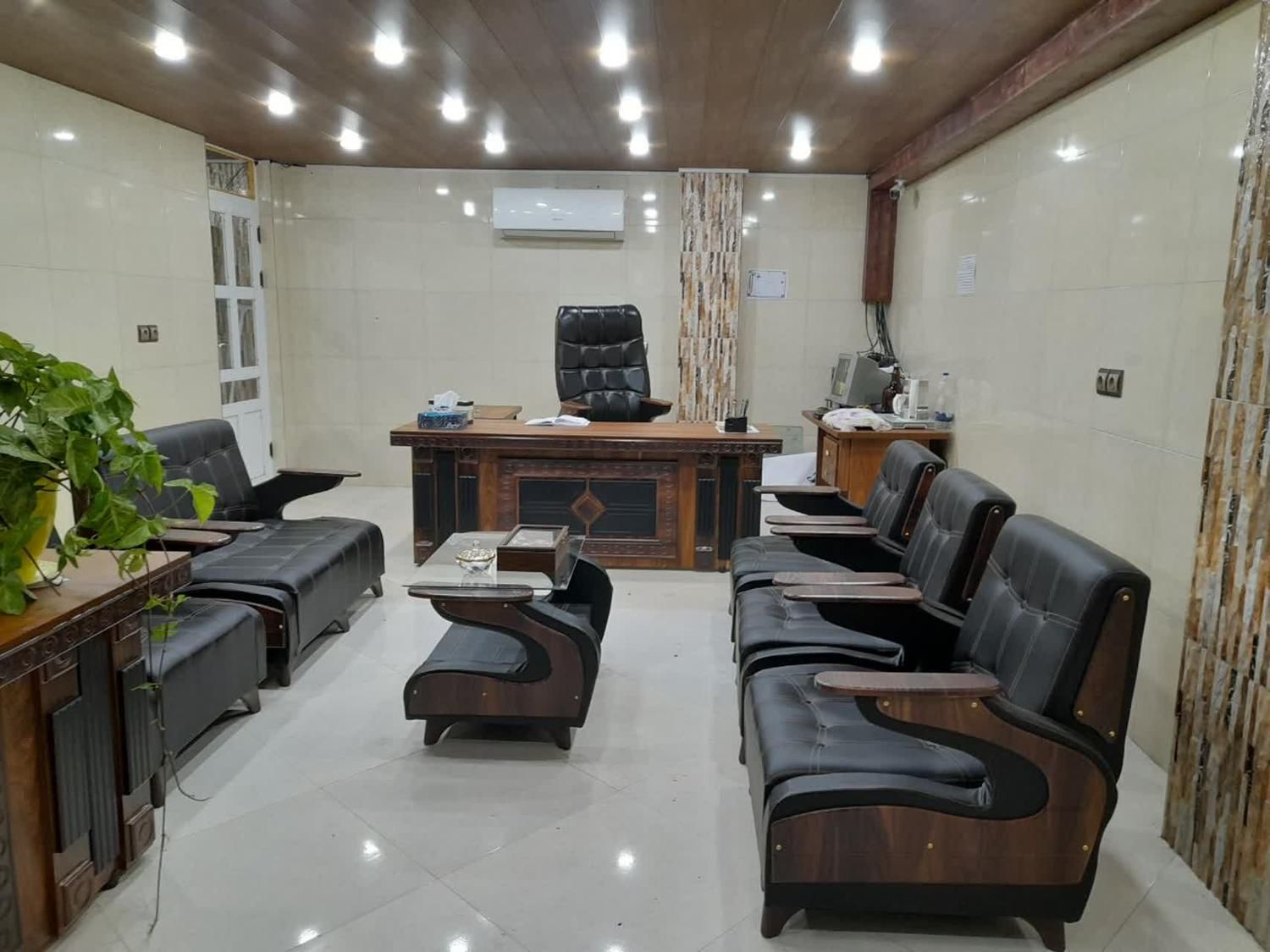 کانتر منشی اداری میز تی مدیریت صندلی انتظار مبلمان|دفتر کار|همدان, |دیوار