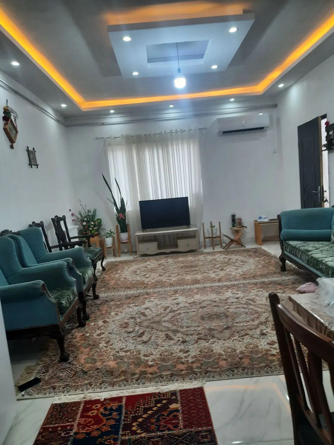 فروش۹۰متری ۲ خوابه طبقه ۱ در امیرکبیر پارکینگ دار|فروش آپارتمان|رشت, حمیدیان|دیوار