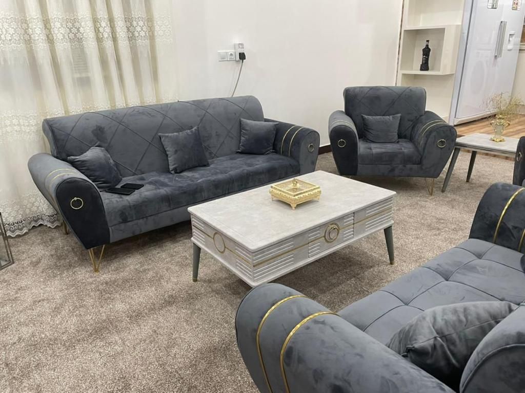 مبل راحتی حلقه طلا|مبلمان خانگی و میز عسلی|اصفهان, برازنده|دیوار