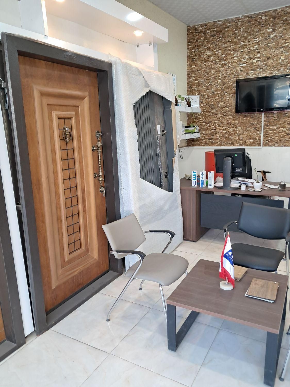 کلیلینک ساختمانی هوم لند فروش درب و پنجره|مصالح و تجهیزات ساختمان|سیرجان, |دیوار