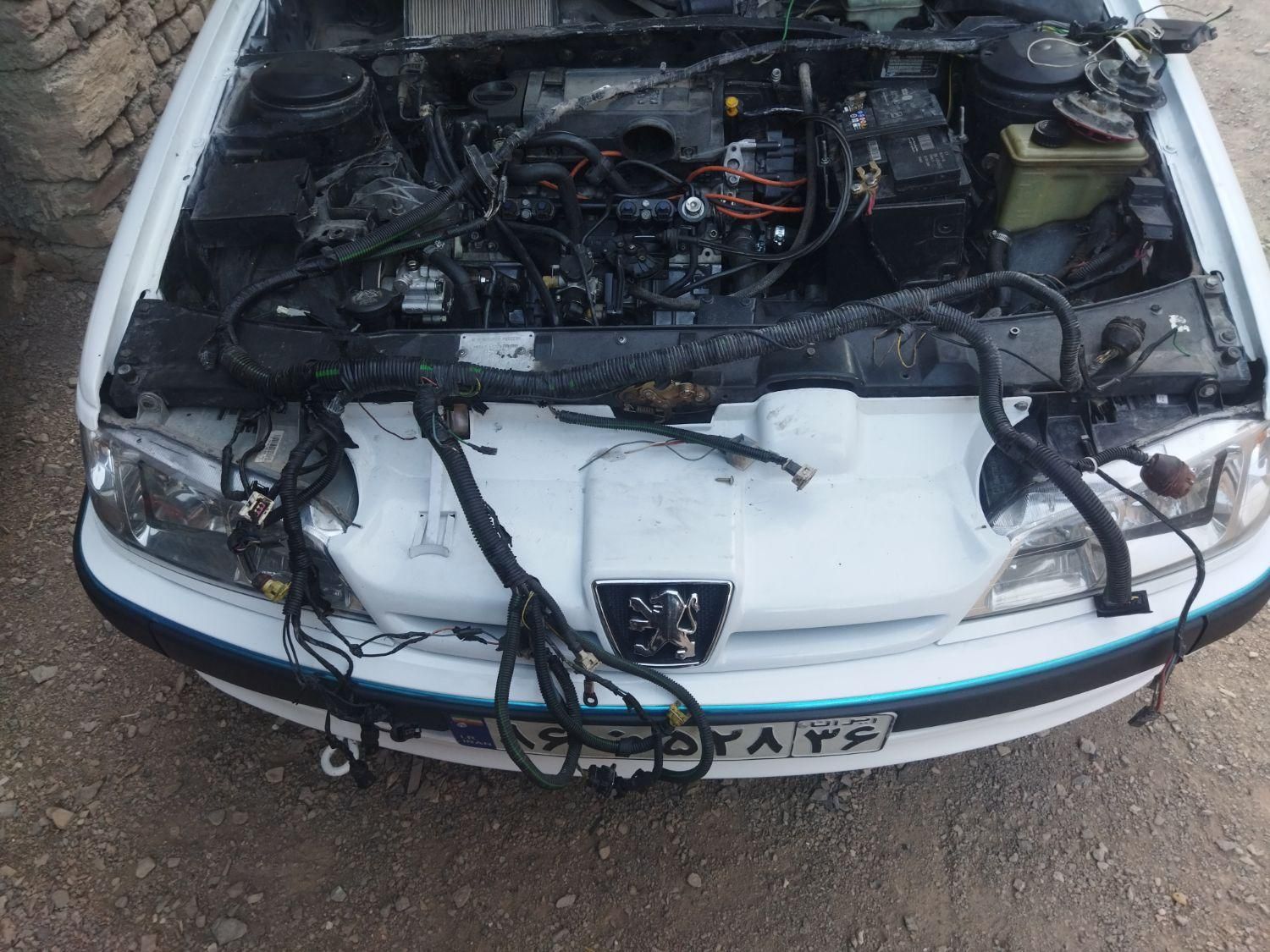 سیم کشی اتومبیل محمد سیارودرب مغازه|خدمات موتور و ماشین|بیرجند, |دیوار