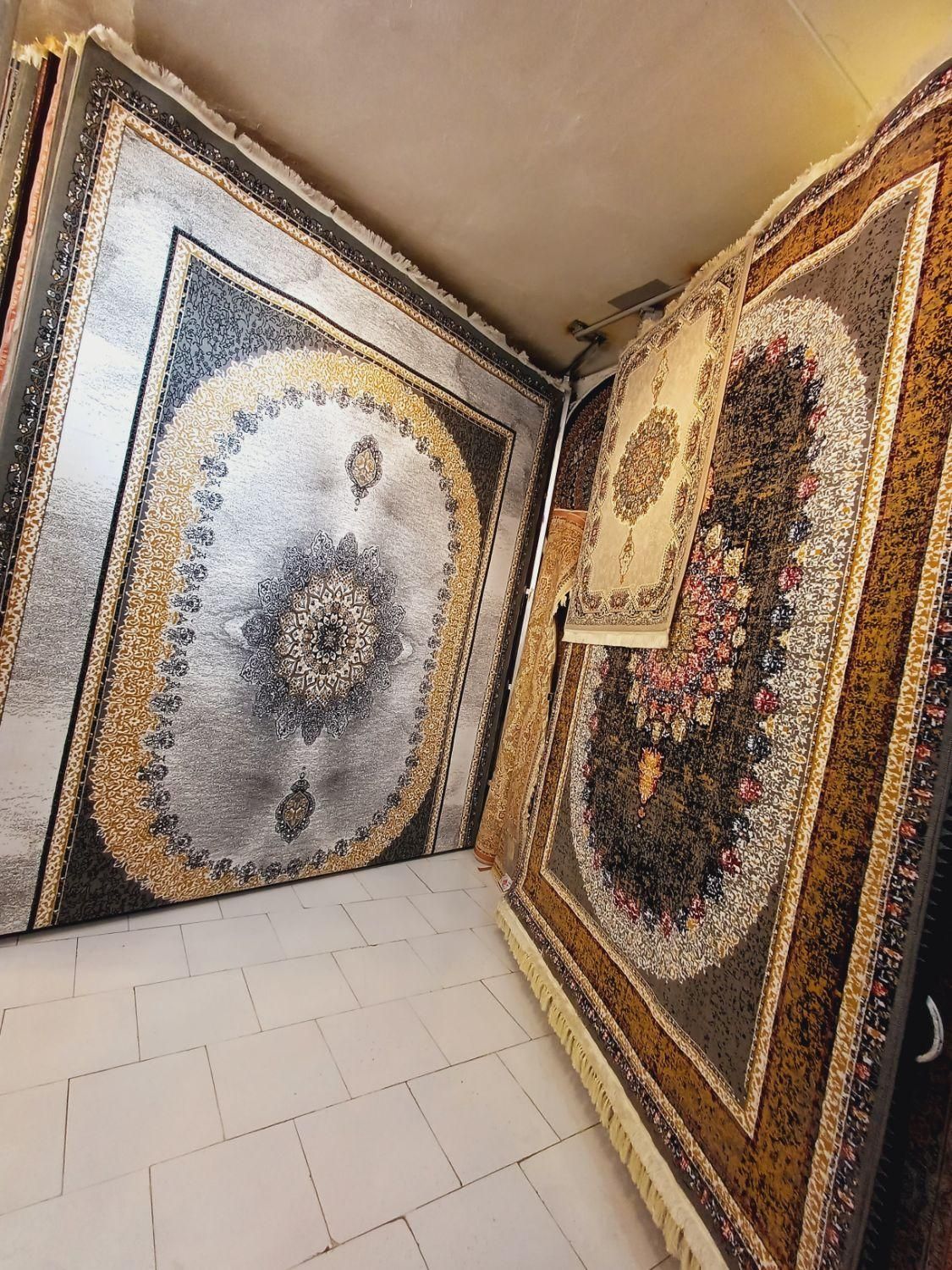 فرش ۳در۴ انبارتکانی حاجی حسینی مرکزی ۱۲و۹متری|فرش|مشهد, طلاب|دیوار