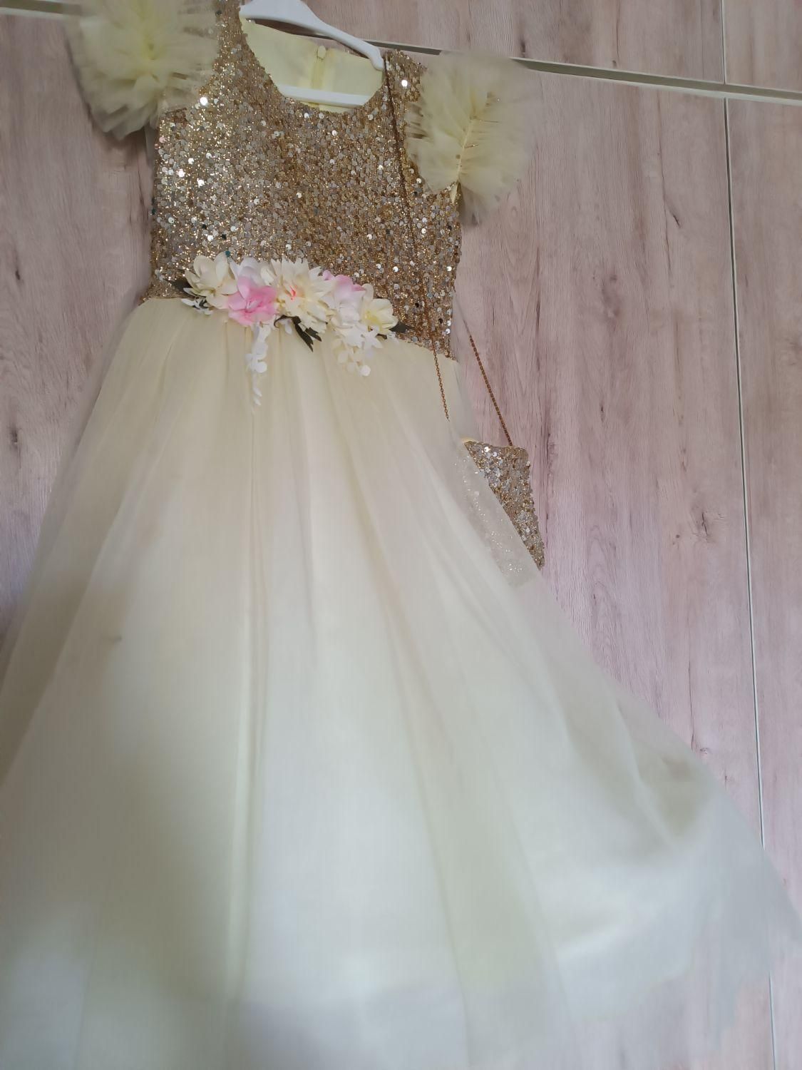 لباس..|لباس|مسجد سلیمان, |دیوار