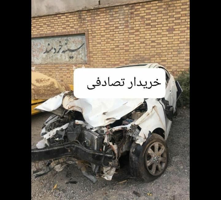 معاوضه دارم خودرو تصادفی وتعمیر دار با وجه نقد|خودرو سواری و وانت|شیراز, قدوسی غربی|دیوار