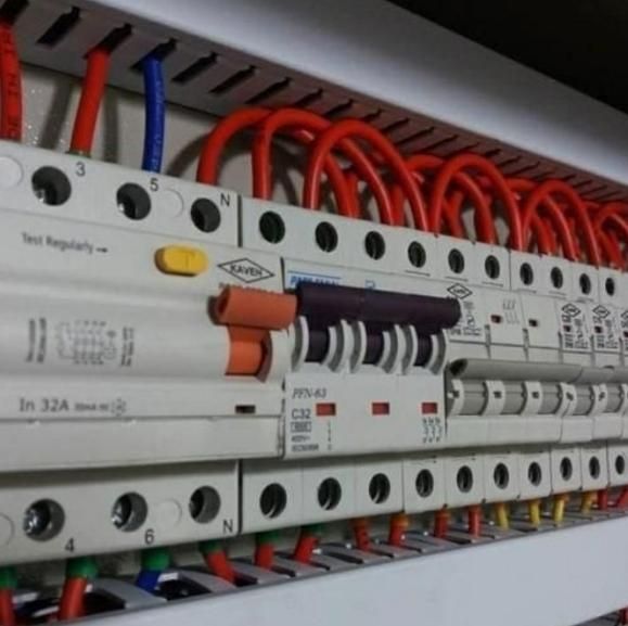 برقکار/محافظ برق /رفع اتصالی برق/درکل استان قم .|خدمات پیشه و مهارت|قم, پردیسان|دیوار