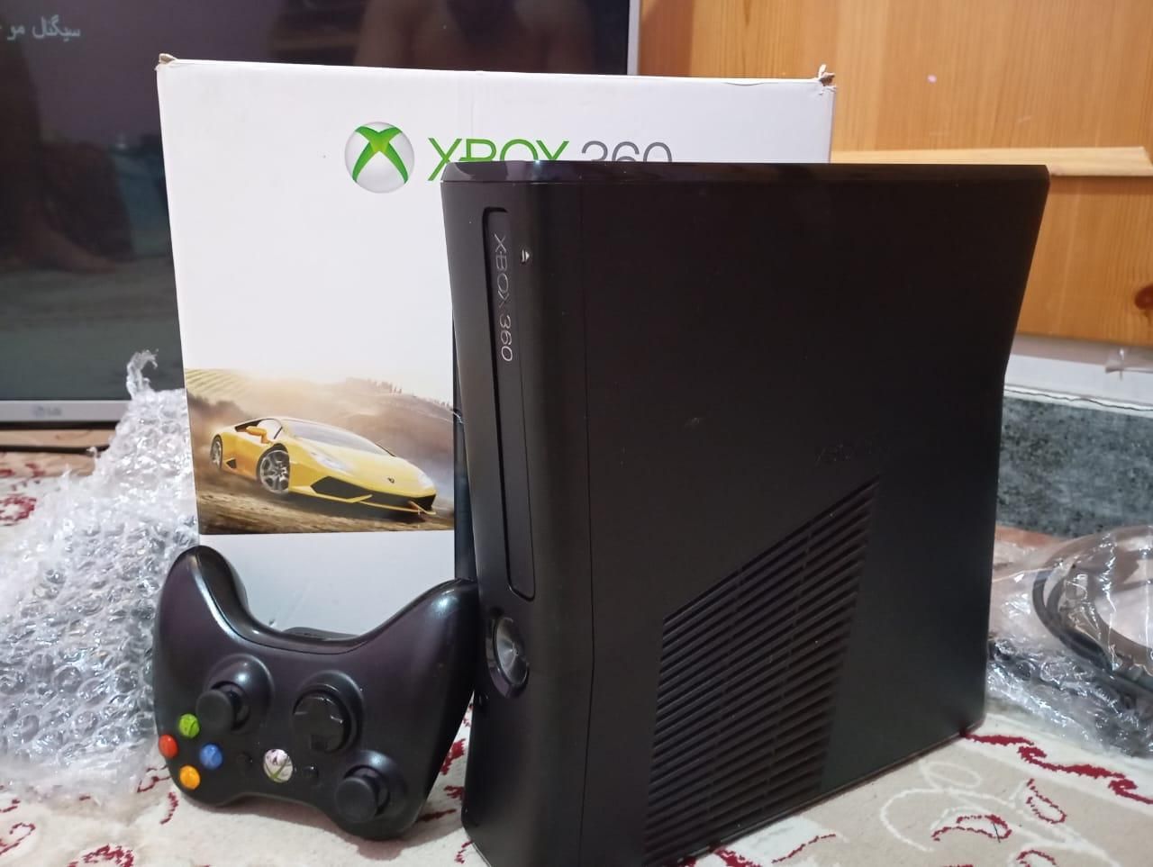 xbox 360slim|کنسول، بازی ویدئویی و آنلاین|شیراز, ترمینال باربری|دیوار