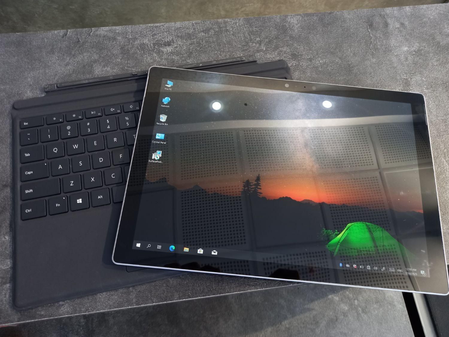 surface 6 pro تبلت شو|رایانه همراه|اصفهان, مفتح|دیوار
