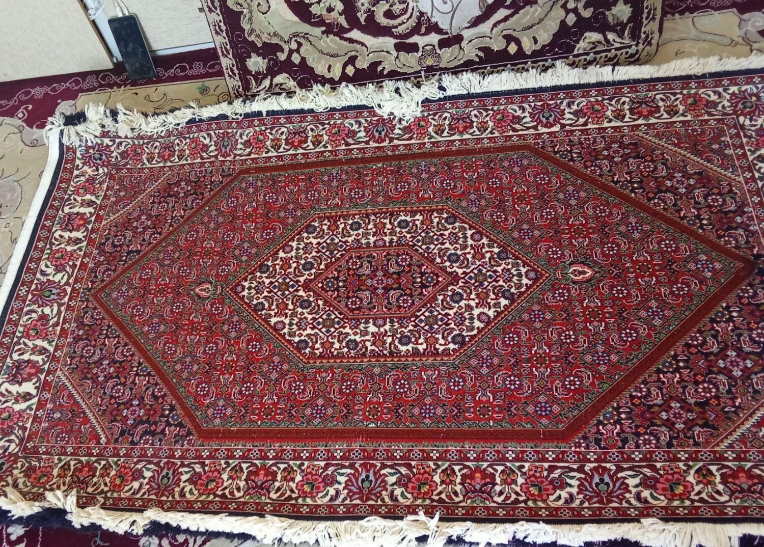 فرش دستباف  زرچرک ،نخ مرینوس ۲۵۰۰۰۰۰۰|فرش|زنجان, |دیوار