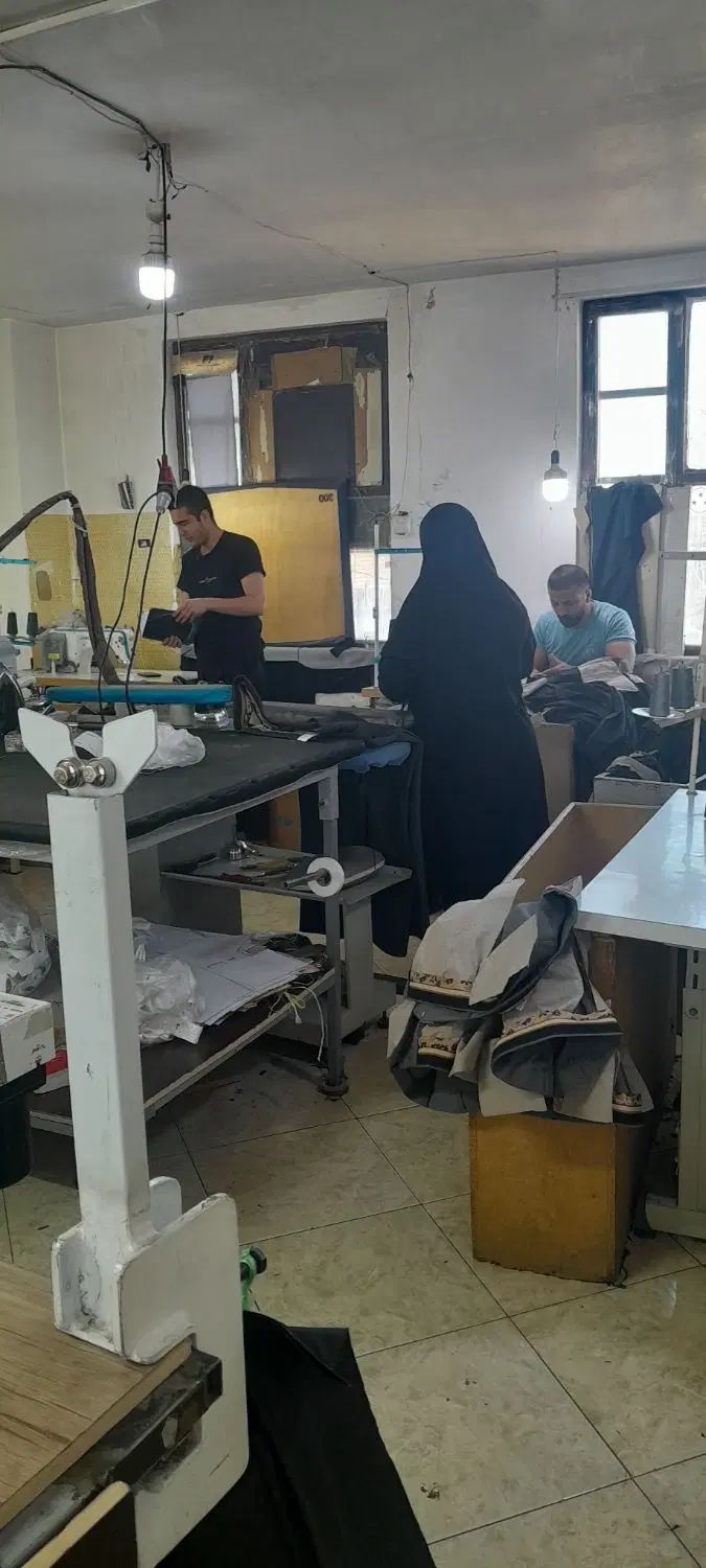 به تعدادی نیروی کار در کارگاه خیاطی نیازمندیم|استخدام صنعتی، فنی، مهندسی|ملایر, |دیوار