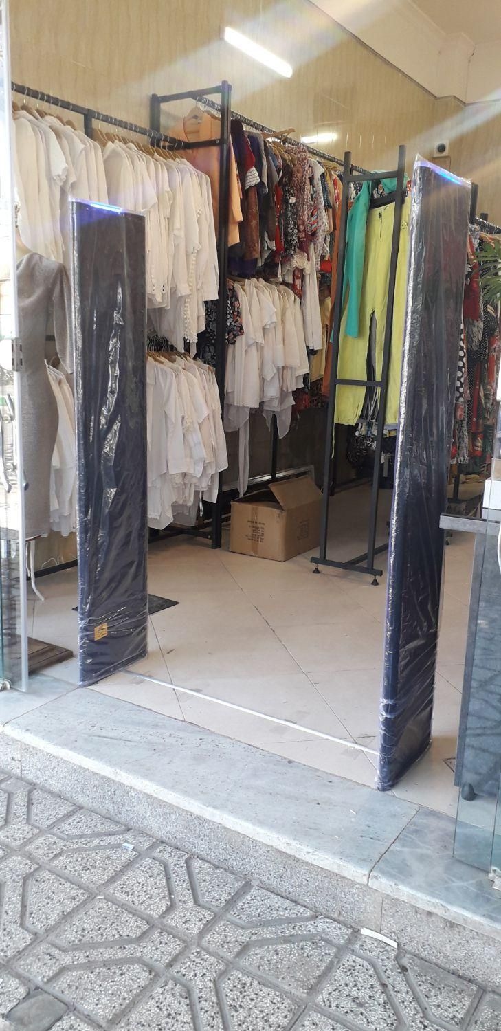 گیت جفت انتنrf۸.۲و ۲۰۰تگ صدفی وارداتی ومگنت باپایه|فروشگاه و مغازه|مشهد, هفده شهریور|دیوار