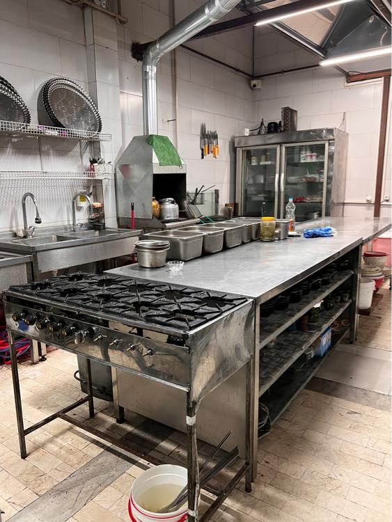 لوازم رستوران و فستفود باهم یکجا|کافی‌شاپ و رستوران|رشت, سعدی (تختی)|دیوار