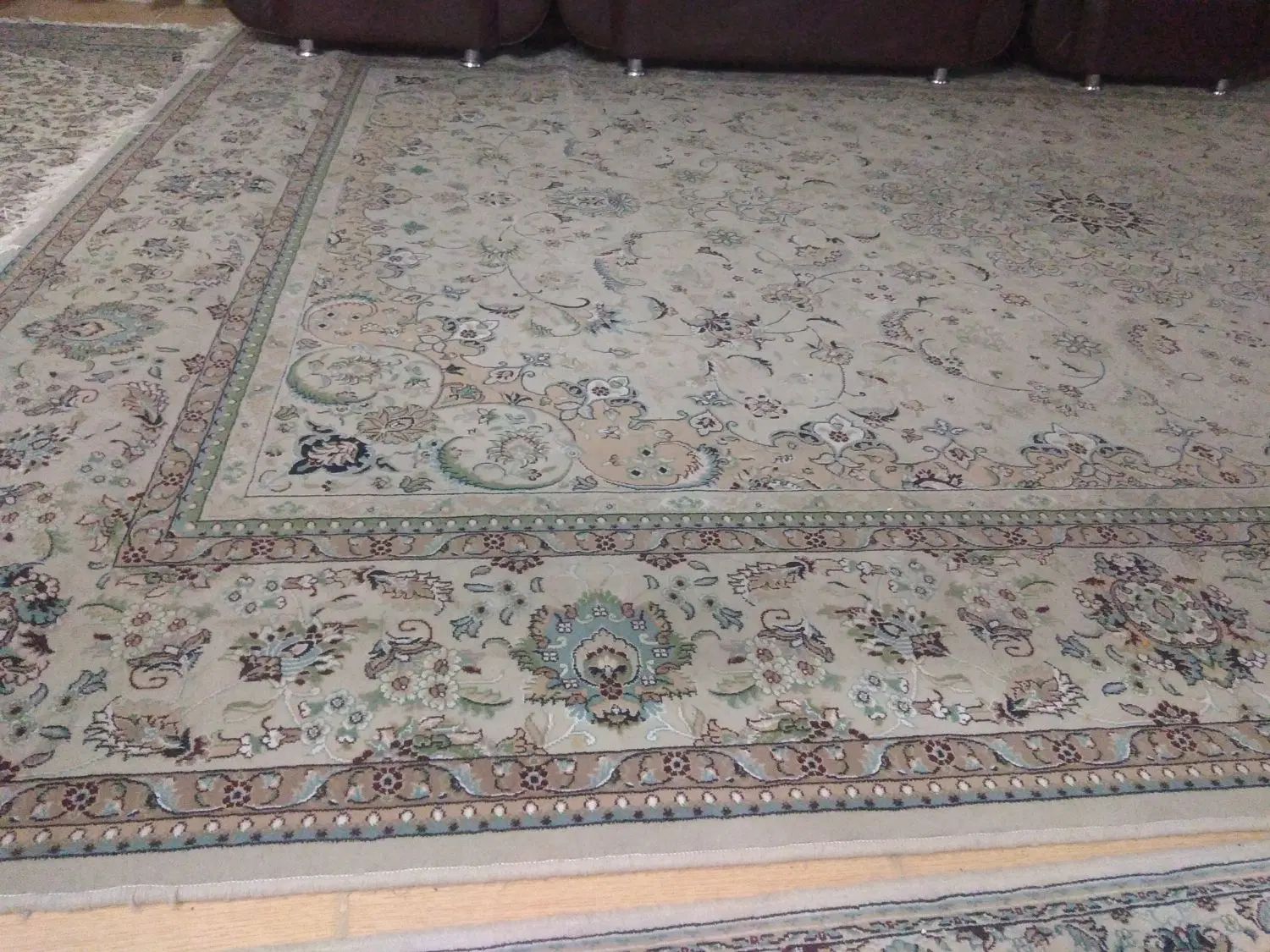 یک تخته فرش ۲ متری و یک ۱۲ متری۵۰۰ شانه یزد|فرش|مشهد, عبادی|دیوار