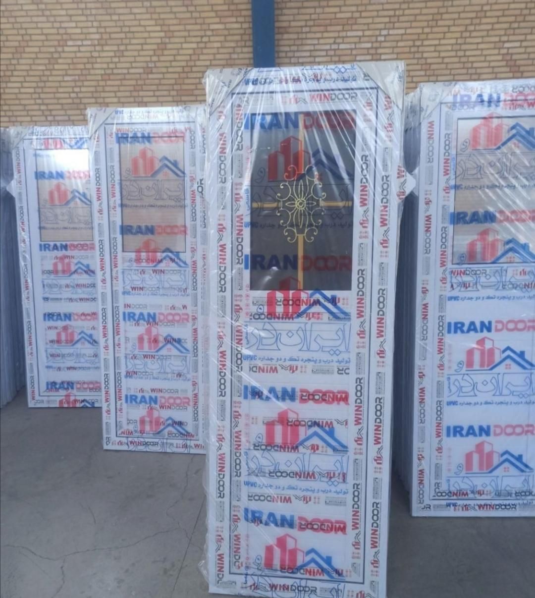 در آلومینیوم آماده نصب/درب آلمینیوم/حمام سرویس/فلز|مصالح و تجهیزات ساختمان|شیراز, میانرود|دیوار