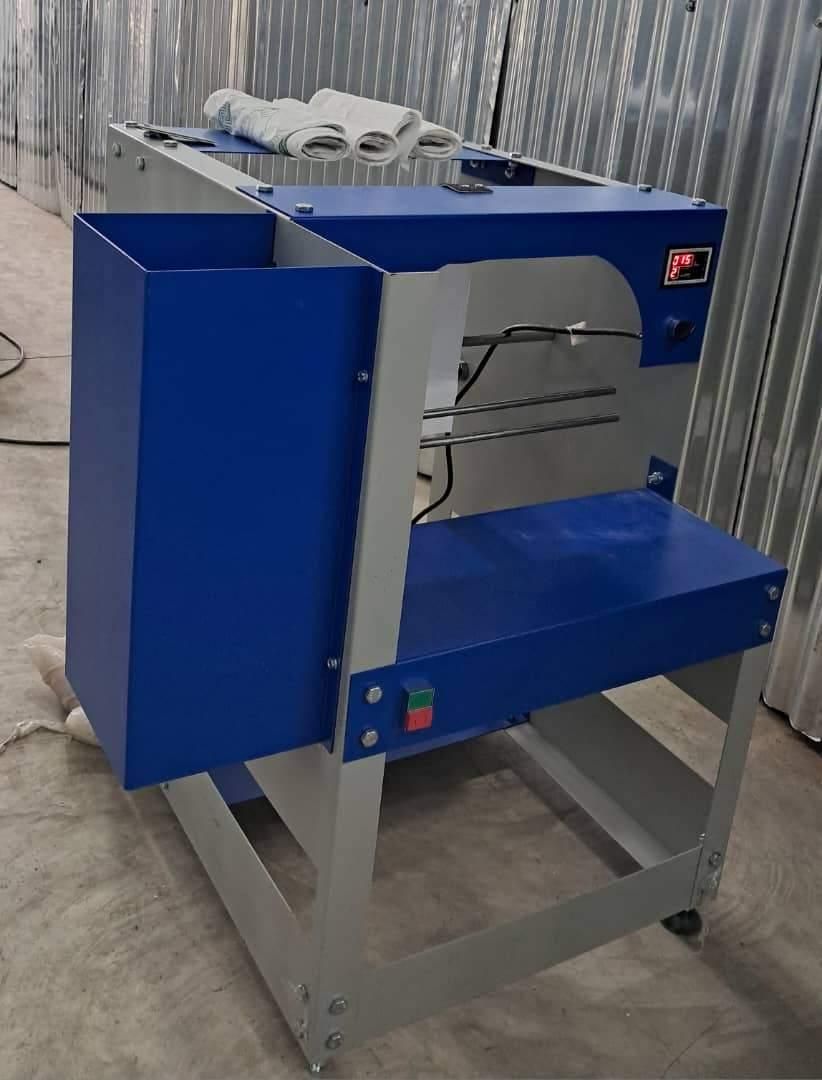 دستگاه سفره یکبارمصرف صنعتی و خانگی|ماشین‌آلات صنعتی|تهران, استاد معین|دیوار