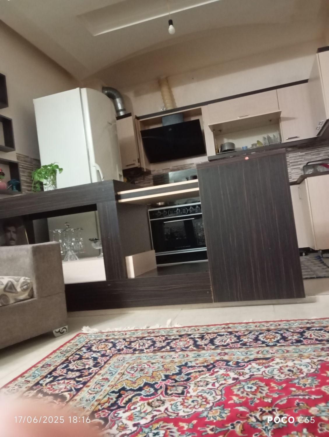 اجاره روزانه/هفتگی/ماهانه آپارتمان ۱۰۰ متری در شفا|اجارهٔ کوتاه‌مدت آپارتمان و سوئیت|مشهد, شفا|دیوار