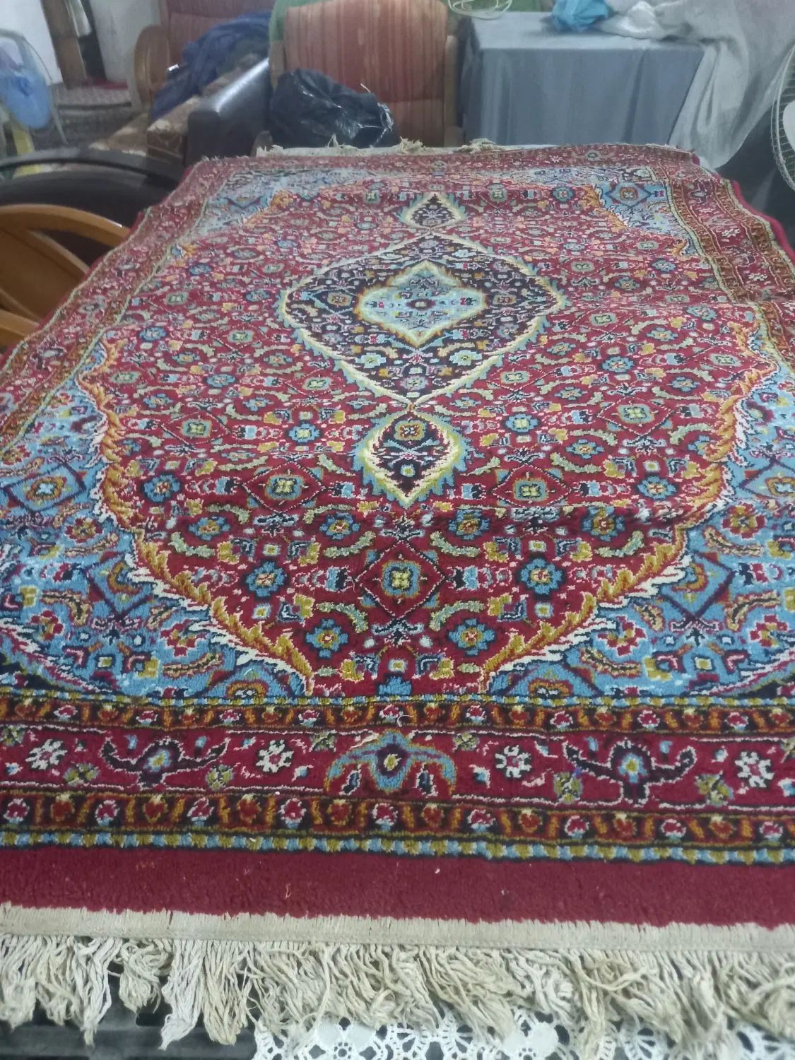 یک تخته قالیچه ۱/۲۰در۱۶۰ماشینی قدیمی بسیارتمیز|فرش|مشهد, طبرسی شمالی|دیوار