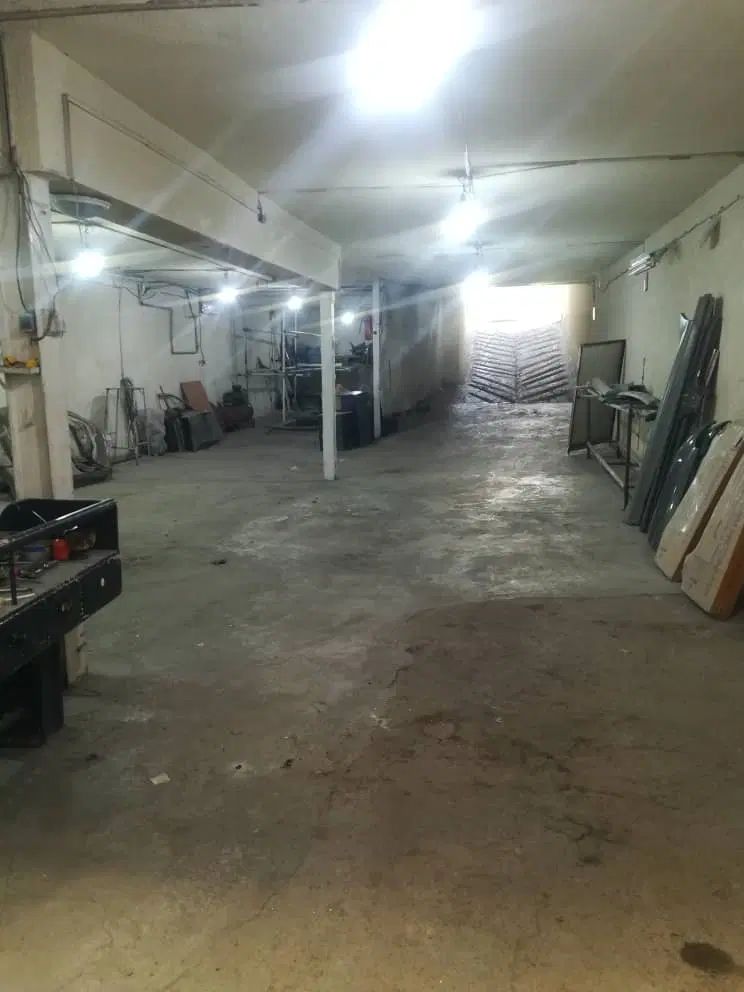 ملک تجاری  متراژ 250متر آب برق گاز و تلفن|اجارهٔ مغازه و غرفه|کرج, حصارک پایین|دیوار